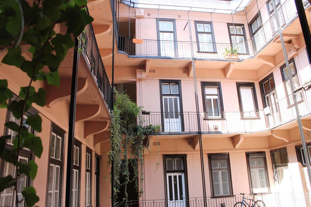 Capital Guesthouse بودابست المظهر الخارجي الصورة